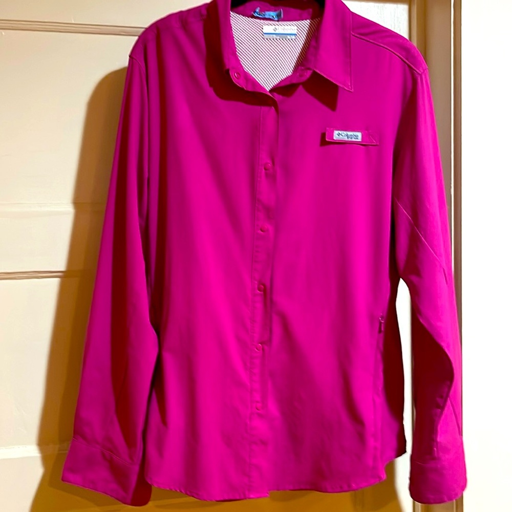 Columbia XL Magenta Omni-Shade Blouse